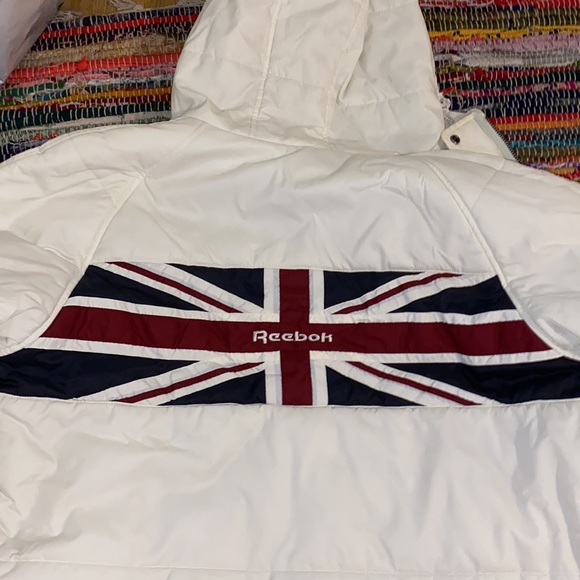 🇬🇧 Vintage Reebok Winter Jacket - Picture 6 of 12